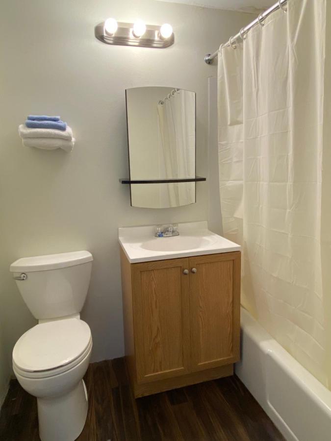 Sonrise Inn Breezewood Екстериор снимка